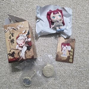 Pop Mart Golden Gallop Tiny Tiny